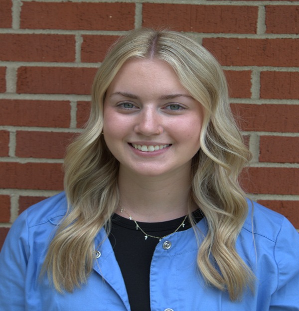 Delaney - front desk in hagerstown family dental